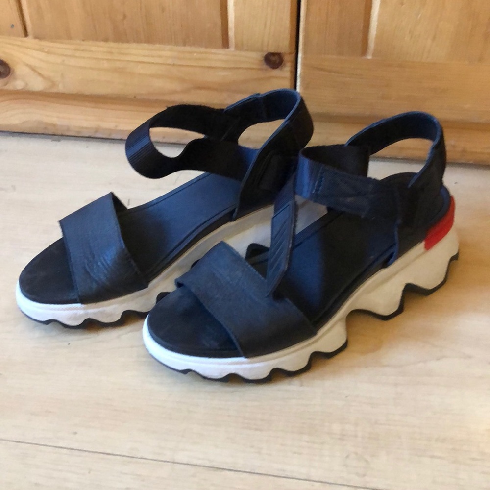 Sorel Kinetic Sandal size 6.5